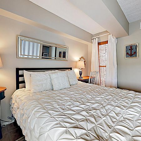 Seawall Apartments Galveston Room photo