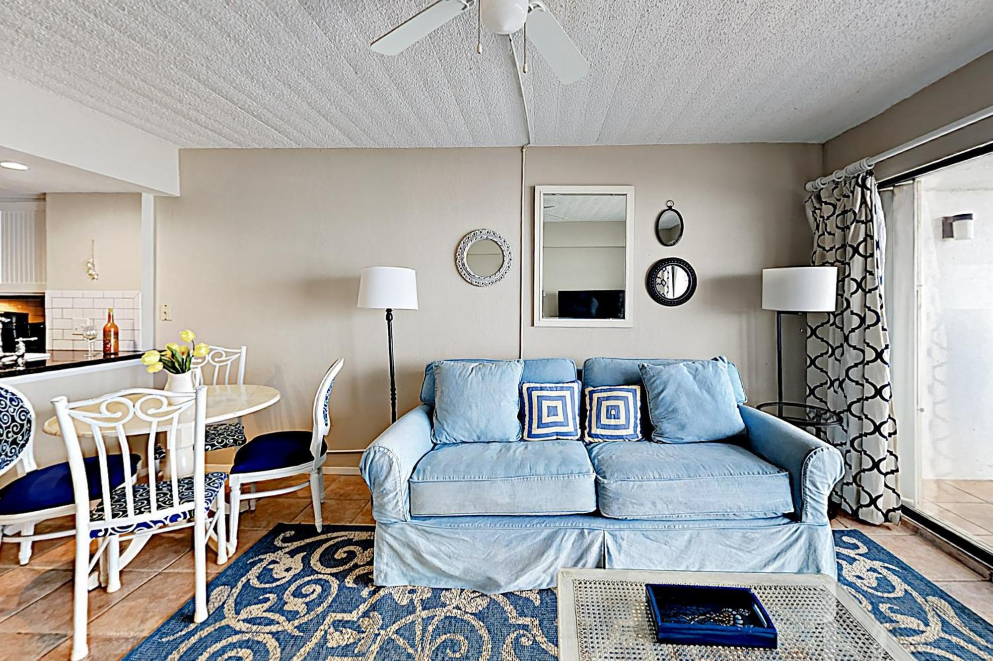 Seawall Apartments Galveston Room photo